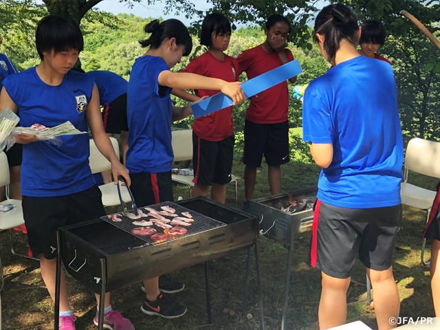 JFAアカデミー福島女子　帝人アカデミー富士合同イベント『七夕会』を実施