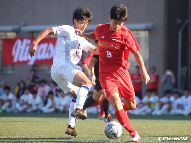 The explosive attacks of Higashi Fukuoka prevail in the Fukuoka Derby at the 9th Sec. of Prince Takamado Trophy JFA U-18 Football Premier League WEST