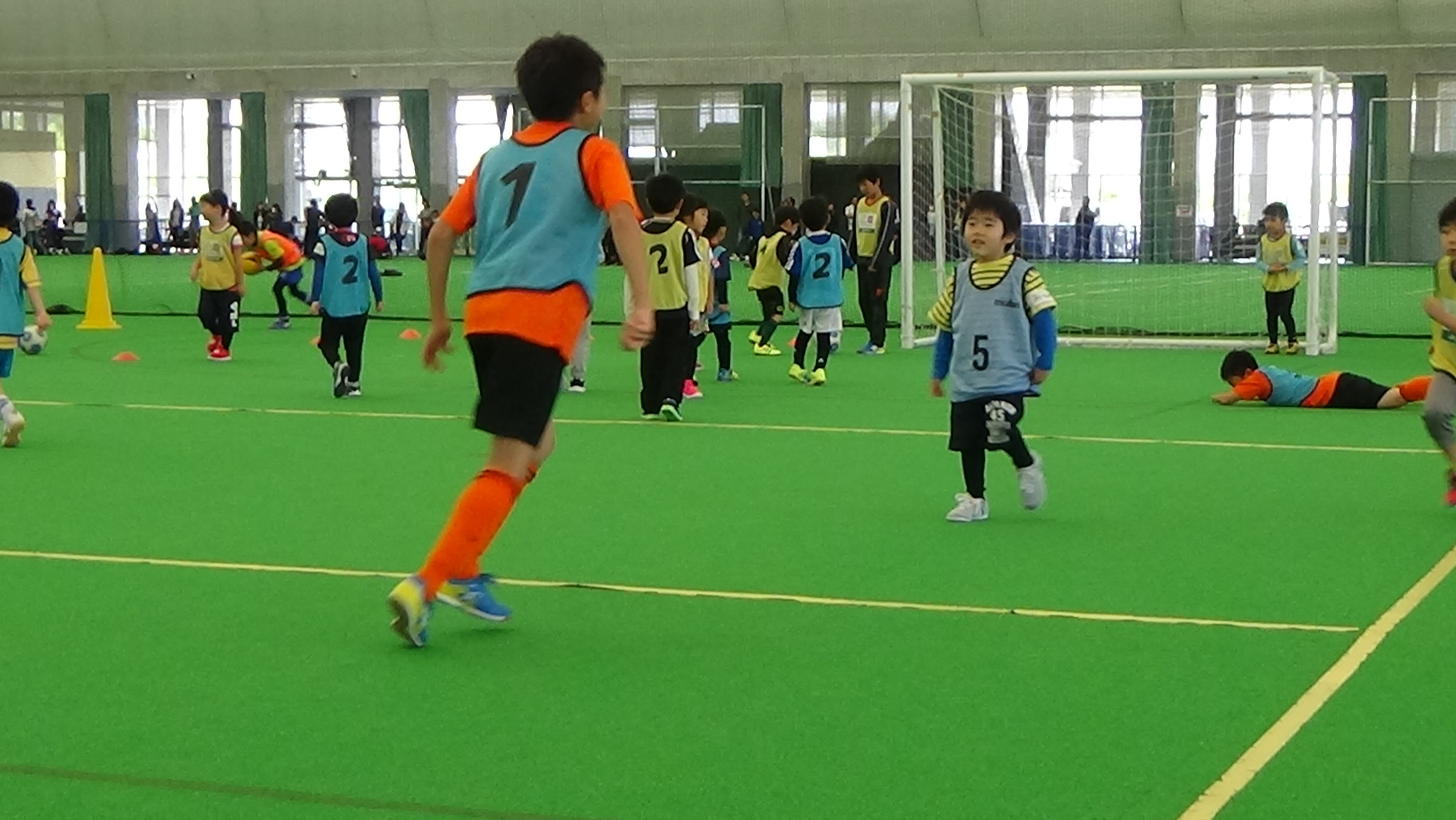 JFAキッズ（U-6/8/10）サッカーフェスティバル 青森県むつ市の緑地公園はらっぱるに116人が参加！