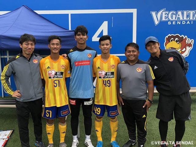 Three academy players and one coaching staff from the Football Federation of Cambodia joins practice session held by Vegalta Sendai