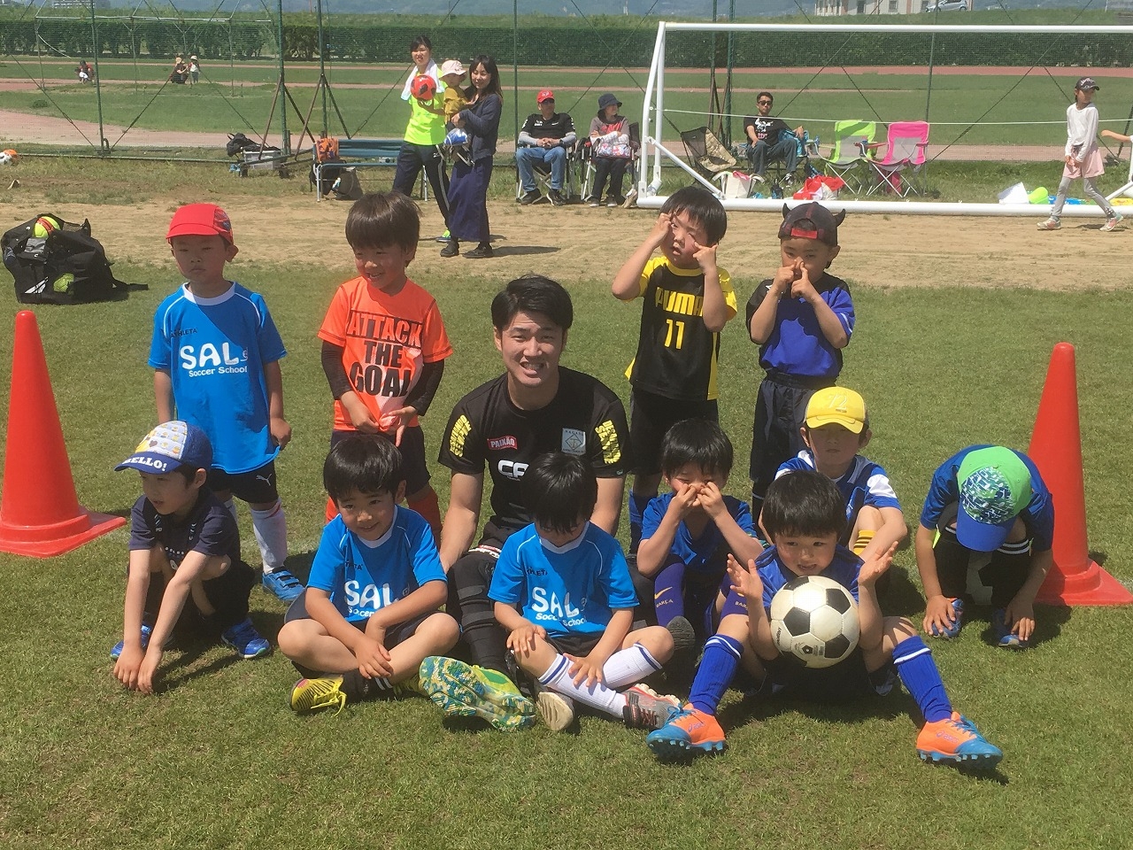 JFAキッズ（U-6/8）サッカーフェスティバル 長野県長野市の千曲川リバーフロントスポーツガーデンに70人が参加！