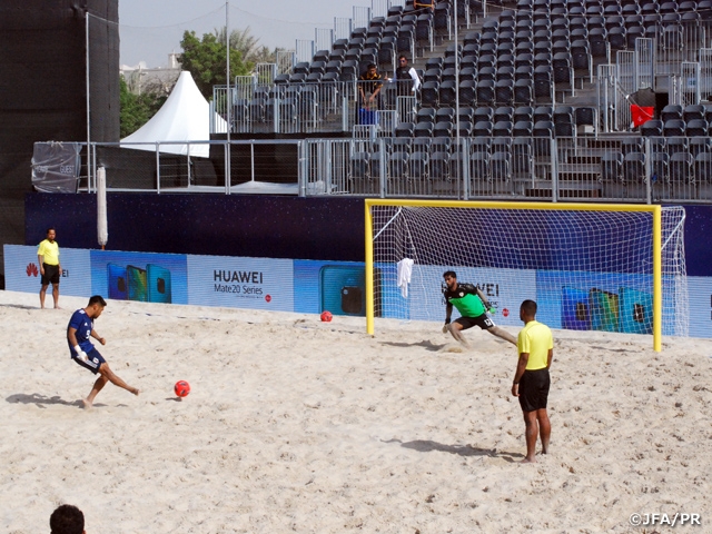 Japan Beach Soccer National Team wins match against Oman in PKs at UAE Tour