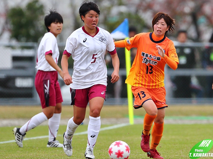 【フォトギャラリー】皇后杯第40回全日本女子選手権 1回戦　11/4　福岡Ｊ･アンクラス - 早稲田大学