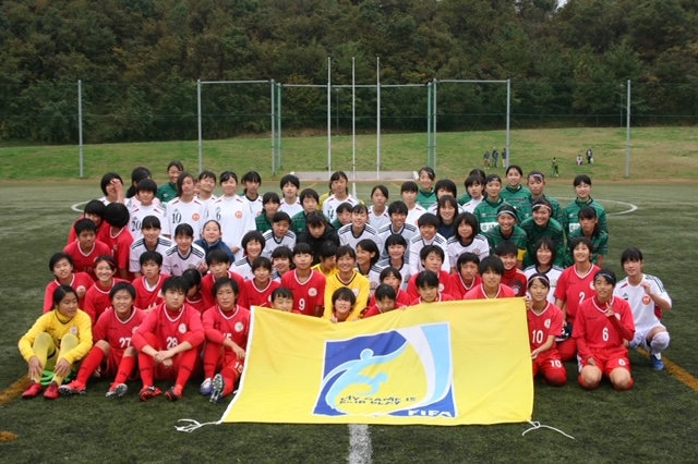 JFAレディース／ガールズサッカーフェスティバル 三重県桑名市のNTN総合運動公園サッカー場に103人が参加！