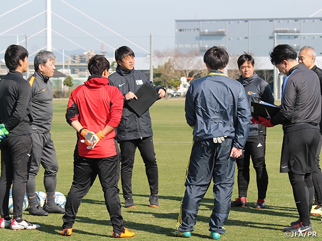 地域からの指導者が参加する女子GKコーチ研修会を開催