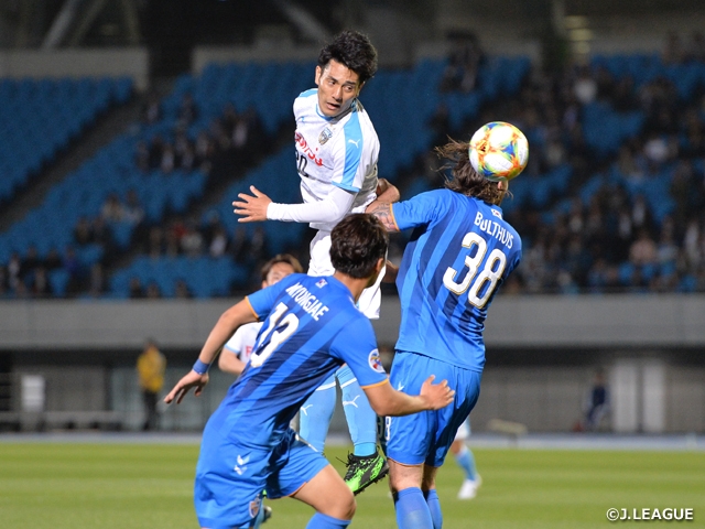 Kawasaki keeps their hopes alive with a draw, while Hiroshima wins an away match to take group lead at AFC Champions League 2019