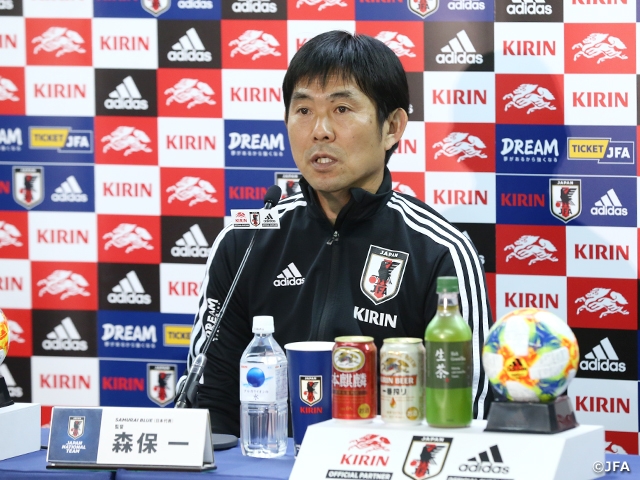 Coach Moriyasu of SAMURAI BLUE mentions to stick with 3-back formation at the KIRIN CHALLENGE CUP 2019 and to showcase “a better performance than the first match.”