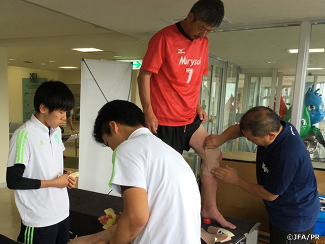 ニチバンが、選手を支えるテーピングサポートサービスを実施～JFA Youth & Development Programme（JYD）～