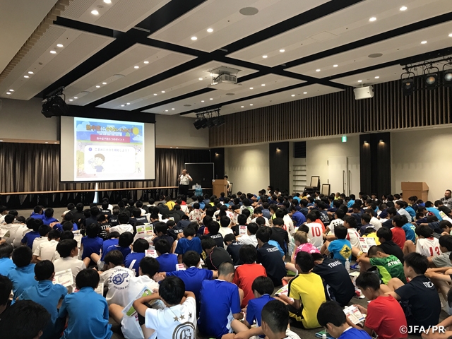 キリンビバレッジが選手や来場者に向けた熱中症対策セミナーを実施 ～JFA Youth & Development Programme（JYD）～