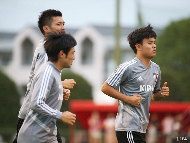 SAMURAI BLUE、大迫選手、久保選手らが合流して非公開練習を実施