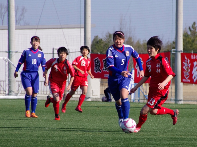 第19回 三重県高校女子サッカー新人大会決勝が行われました