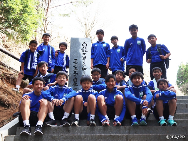 JFAアカデミー熊本宇城　14期生が日本一の石段に挑戦