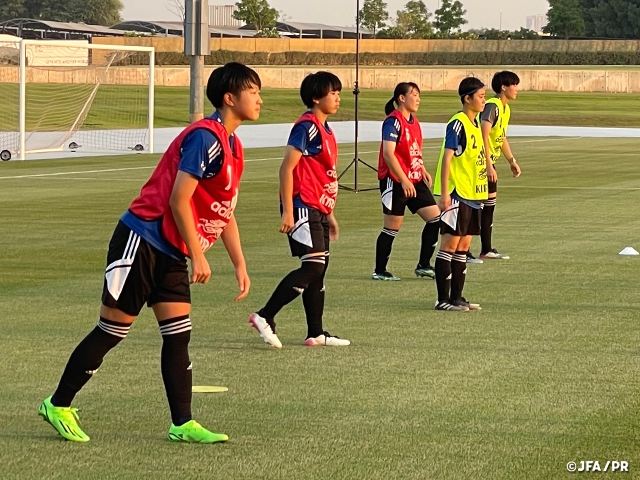 U-17日本女子代表　ドバイでの直前合宿を終え、決戦の地インドに到着