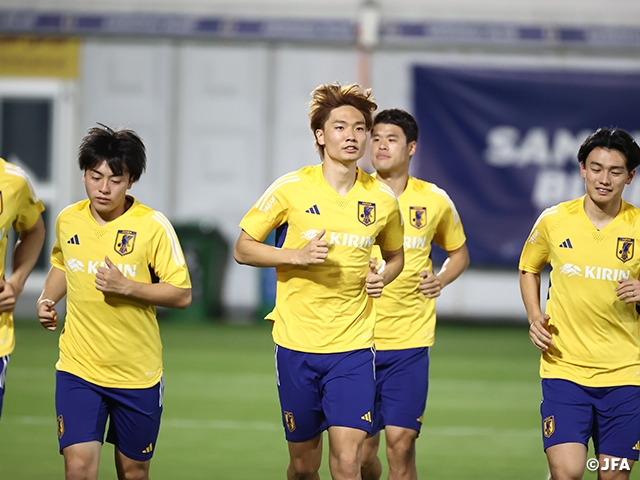 SAMURAI BLUE、吉田、板倉選手ら海外組第2陣が合流、日本人学校の子どもたちと交流も