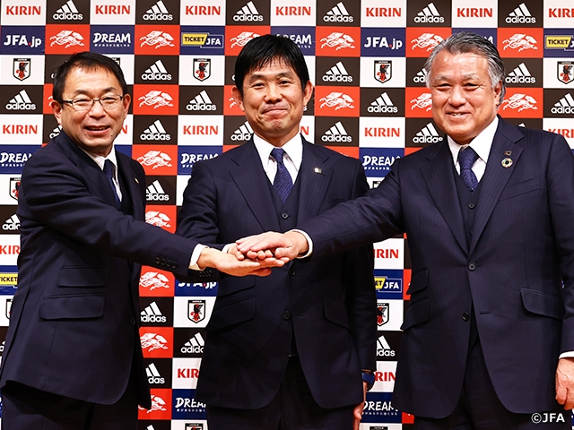 SAMURAI BLUE's Head Coach MORIYASU Hajime signs contract extension to 2026 “We want to see a new view at the next World Cup”