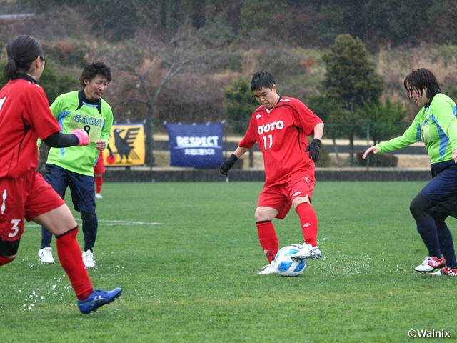 順位別決勝進出チームが決まる　JFA 第34回全日本O-30女子サッカー大会