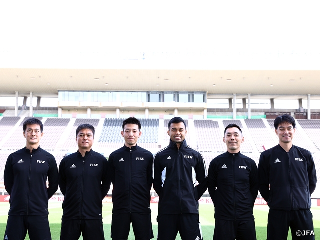 Introduction of the referees in charge of the KIRIN CHALLENGE CUP 2023 match between SAMURAI BLUE and Colombia National Team