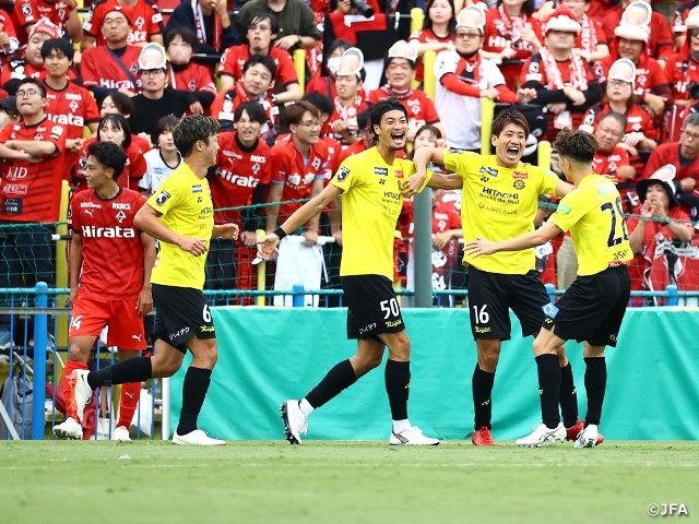 柏、Ｊ２熊本に会心の勝利で決勝へ　「いい時間帯にゴール」理想の展開　天皇杯 JFA 第103回全日本サッカー選手権大会