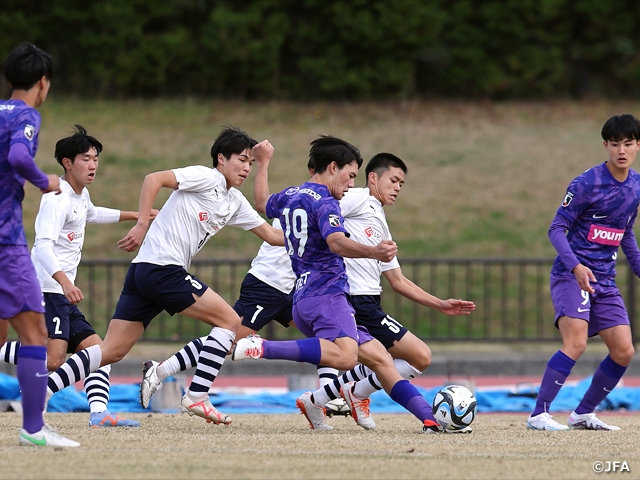 試合巧者・広島、首位で最終節へ　高円宮杯 JFA U-18サッカープレミアリーグ 2023WEST第21節