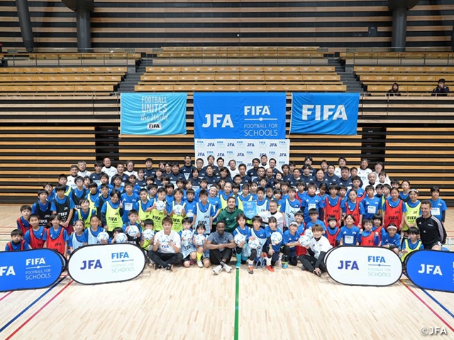 学校教員向けプログラム「FIFA Football for schools」にJFAが参画