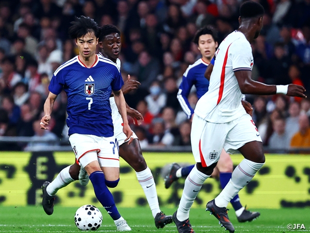【Match Report】SAMURAI BLUE、鮮やかなカウンターから三笘薫が決め、サッカーの聖地でイングランドに1-0の勝利!