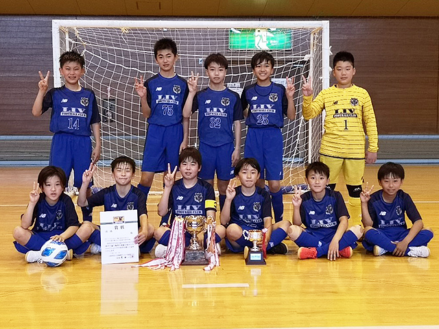 ＬＩＶ　ＦＯＯＴＢＡＬＬ　ＣＬＵＢ　Ｕ－１２