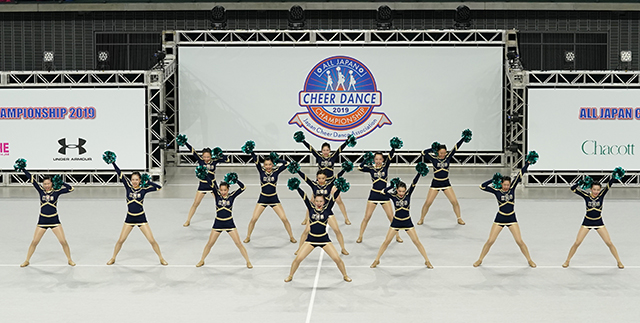 MDS CheerDanceTeamによるハーフタイムパフォーマンス