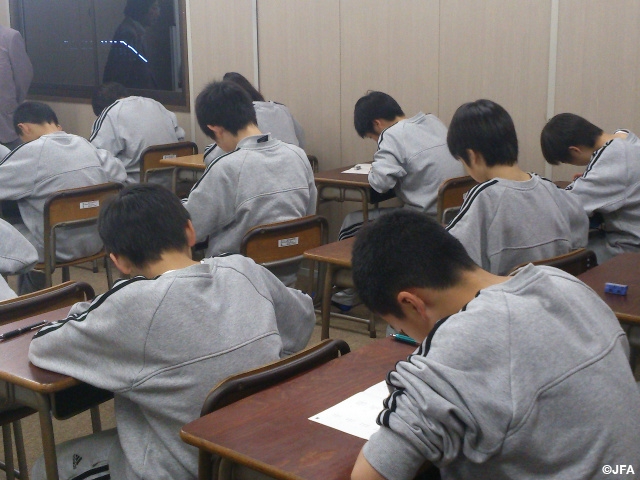 JFA Academy Fukushima implement Kumon diagnostic tests on 9th-term students