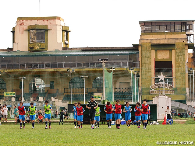 Nadeshiko Japan get ready in rain for Asian Cup Match 2