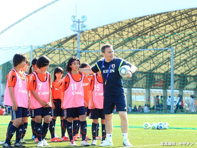 キヤノン ガールズ・キャンプ　フットサル日本代表ミゲル監督が指導