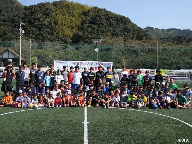 JFAファミリーフットサルフェスティバル　静岡県の藤枝フットサルスタジアムに、約160人が参加！