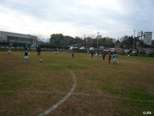 JFAキッズサッカーフェスティバル　群馬県高崎市の高崎市吉井運動公園に、約760人が参加！