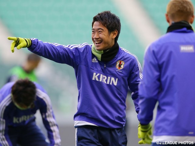 SAMURAI BLUE go through training at Oita Stadium