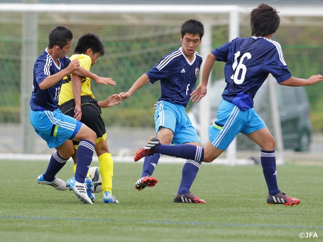U-15日本代表、神戸弘陵学園高校との練習試合を実施 【日本-メコンU-15サッカー交流プログラム】