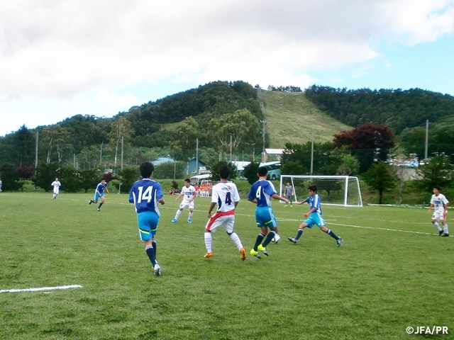 U-15日本代表　00ジャパン　AFC U-16選手権予選2016　直前キャンプ4日目 練習試合を行う