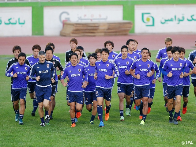With doors closed, SAMURAI BLUE go through tactics for Iran match