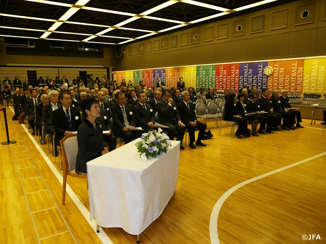 Memorial ceremony to honour Mr. Crammer held with many guests in attendance