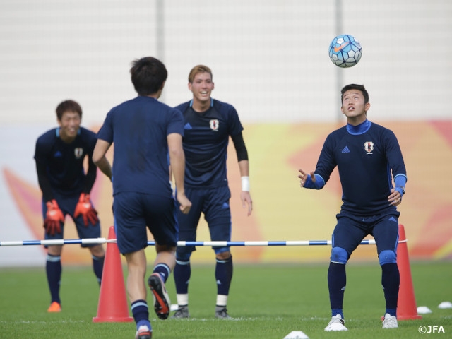 U-23 Japan National Team getting ready for semi-final in small groups