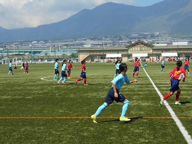 JFAレディース／ガールズサッカーフェスティバル 長崎県の大村大会に、215人が参加！