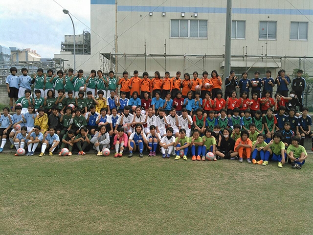 JFAガールズサッカーフェスティバル 沖縄県金武町の金武火力発電所雄飛の広場に、148人が参加！