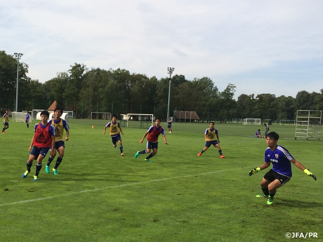 U-19日本代表　フランスとの国際親善試合第2戦に向けてトレーニングを実施