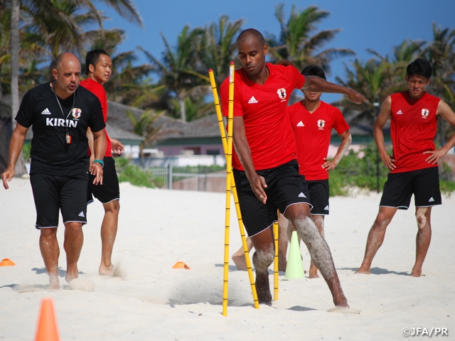 Japan Beach Soccer National Team hold final workout prior to World Cup first match
