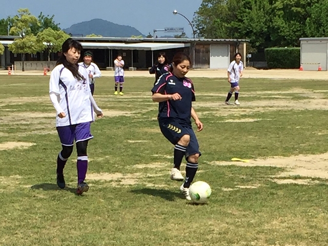 JFAレディースサッカーフェスティバル 香川県坂出市の瀬戸大橋記念公園球技場に、122人が参加！
