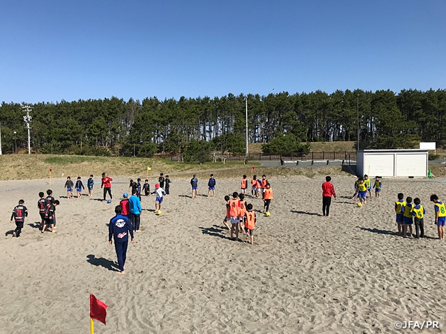 2018年最初のJFAビーチサッカー巡回クリニックを静岡にて開催