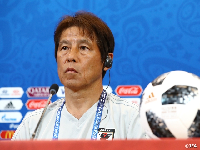 Coach Nishino of SAMURAI BLUE (Japan National Team) shows confidence ahead of the Poland match