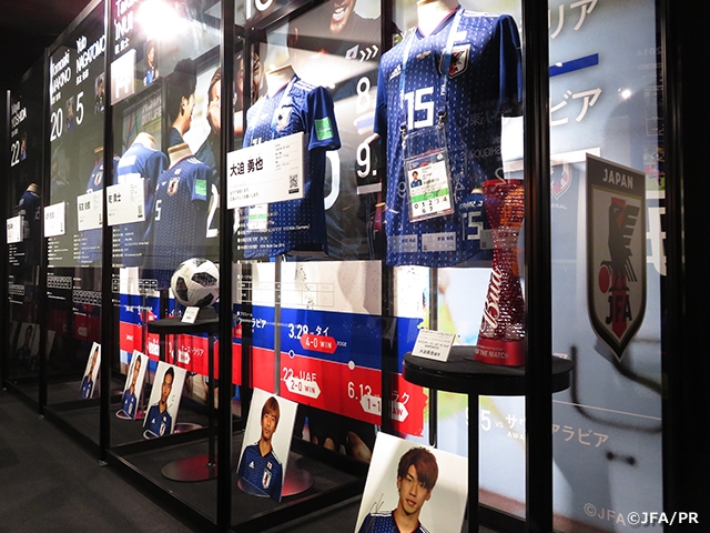 2018FIFAワールドカップ ロシア　大迫勇也選手受賞のマン・オブ・ザ・マッチトロフィーなどを展示中～日本サッカーミュージアム～