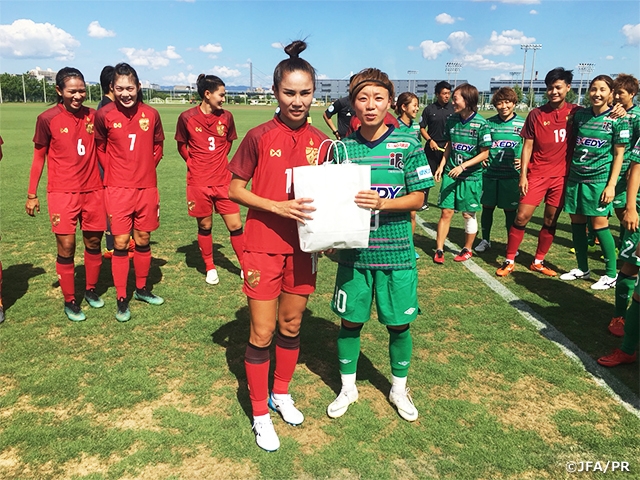 Thailand Women's National Team holds training camp at Osaka