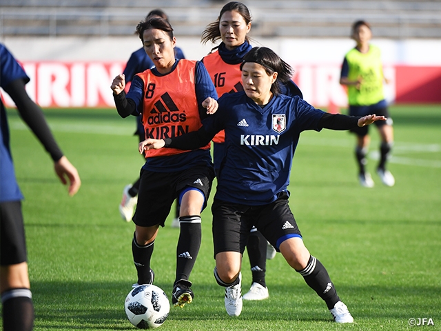 Nadeshiko Japan holds Official Training and Official Press-Conference (11/11@Tottori vs Norway Women's National Team)