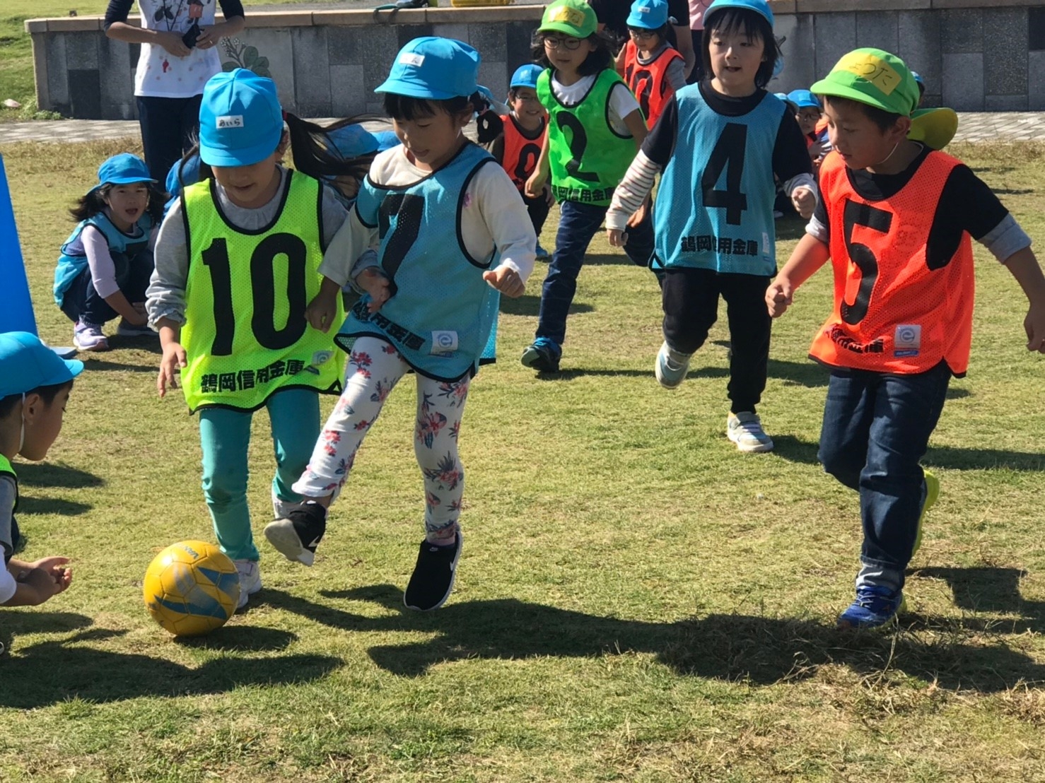 JFAキッズ（U-6）サッカーフェスティバル 山形県鶴岡市の鼠ヶ関マリンパークに28人が参加！