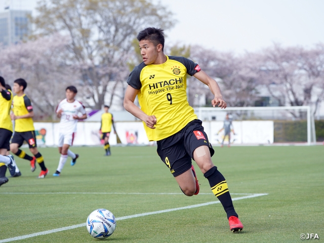 EAST features the “Chiba Derby” between Kashiwa Reysol and Funabashi Municipal, while Gamba Osaka and Higashi Fukuoka clashes in the WEST at the 4th Sec. of Prince Takamado Trophy JFA U-18 Football Premier League